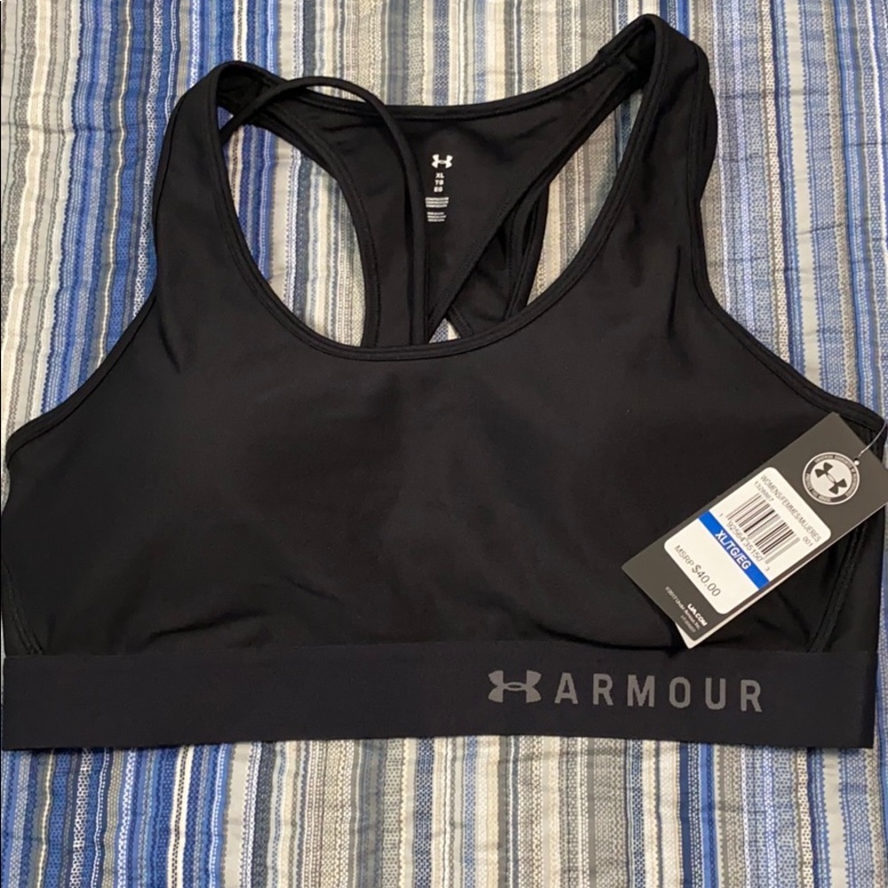 Under Armour mid-impact black sport bra